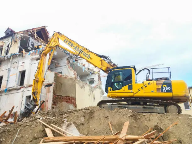 Why Demolition Services Are Essential for Large Renovations in San Francisco, CA