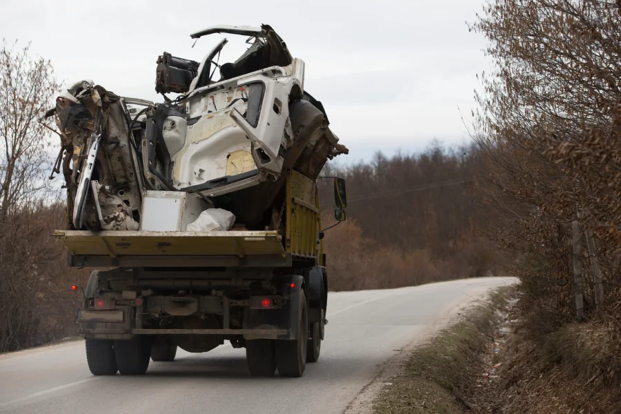 Top Reasons Homeowners Need Junk Hauling Services in San Francisco, CA

